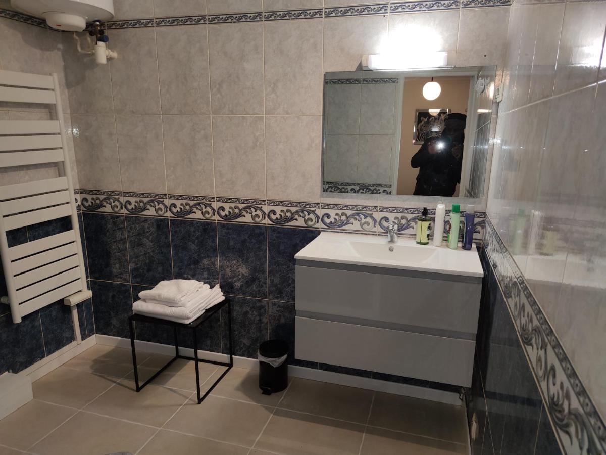 Appartement Tout Equipe Au Calme - Refkl Montfermeil Екстер'єр фото